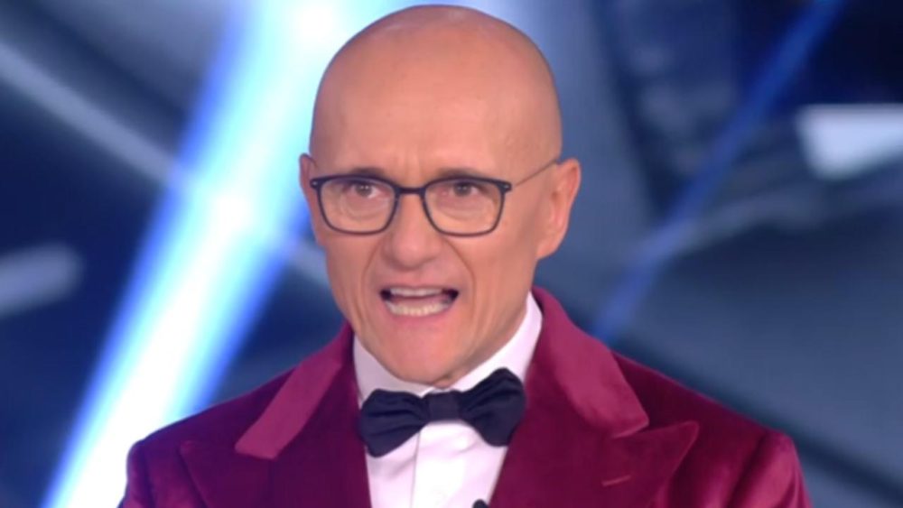 Gf Vip, Alfonso Signorini furioso: “La sua proposta mi ha spiazzato”