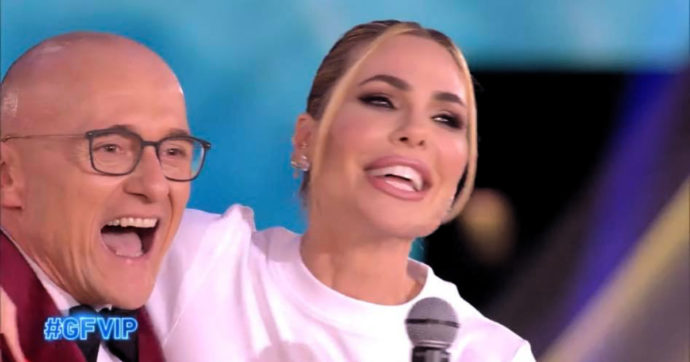 Totti e Ilary, Alfonso Signorini si sbilancia e commenta: “Meno male…”