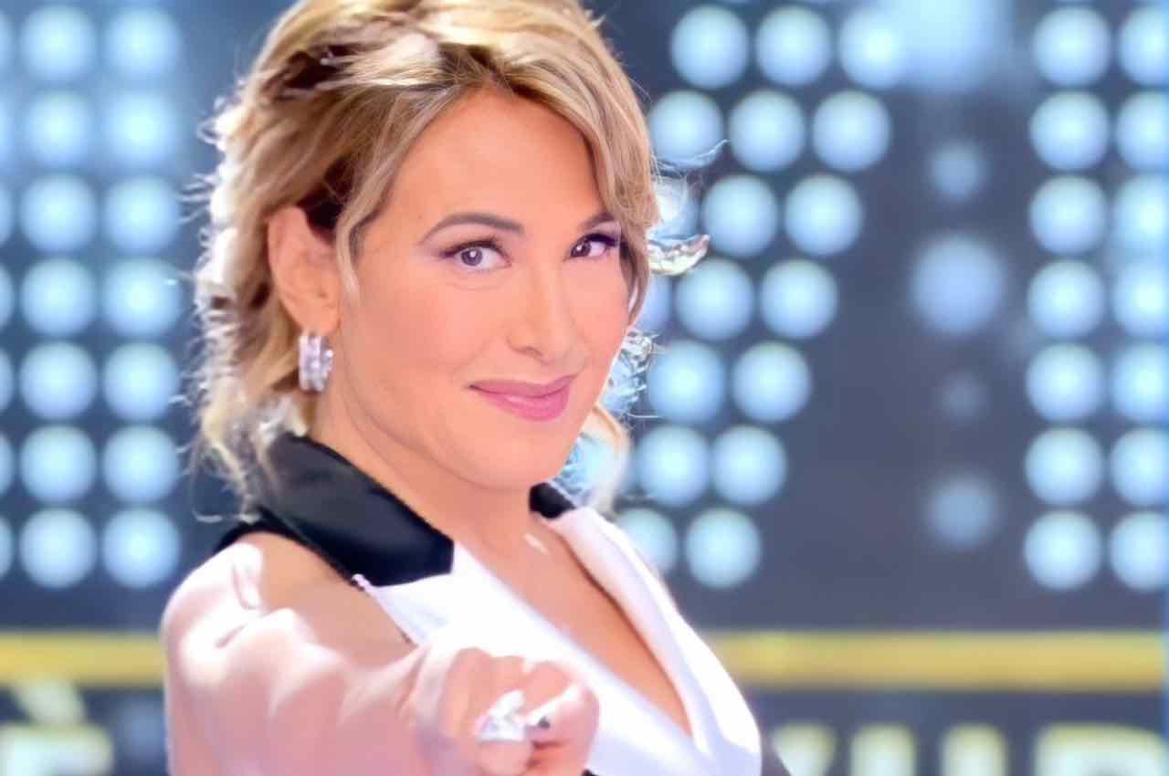 Barbara D’Urso lancia il ‘MetadUrso’: il nuovo palcoscenico virtuale con veri spettatori