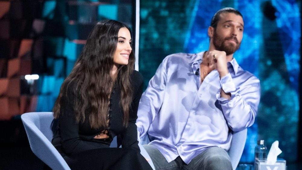 Can Yaman e Francesca Chillemi, fan spiazzati da un dettaglio notato a Verissimo