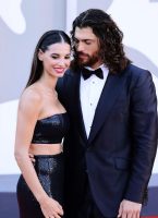 Can Yaman Francesca Chillemi red carpet Venezia 79