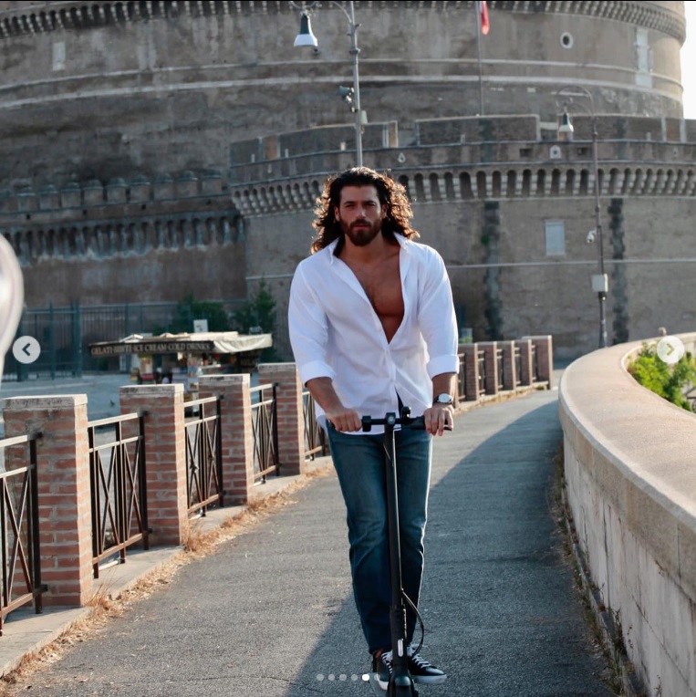 Galleria foto 'Can Yaman ancora più sexy nel nuovo spot De Cecco!' - foto 3