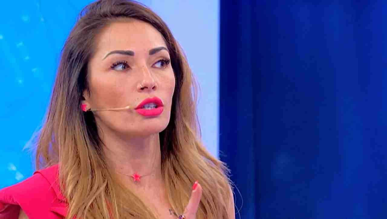 Uomini e Donne, Ida Platano dice addio a Riccardo, ma quel gesto…