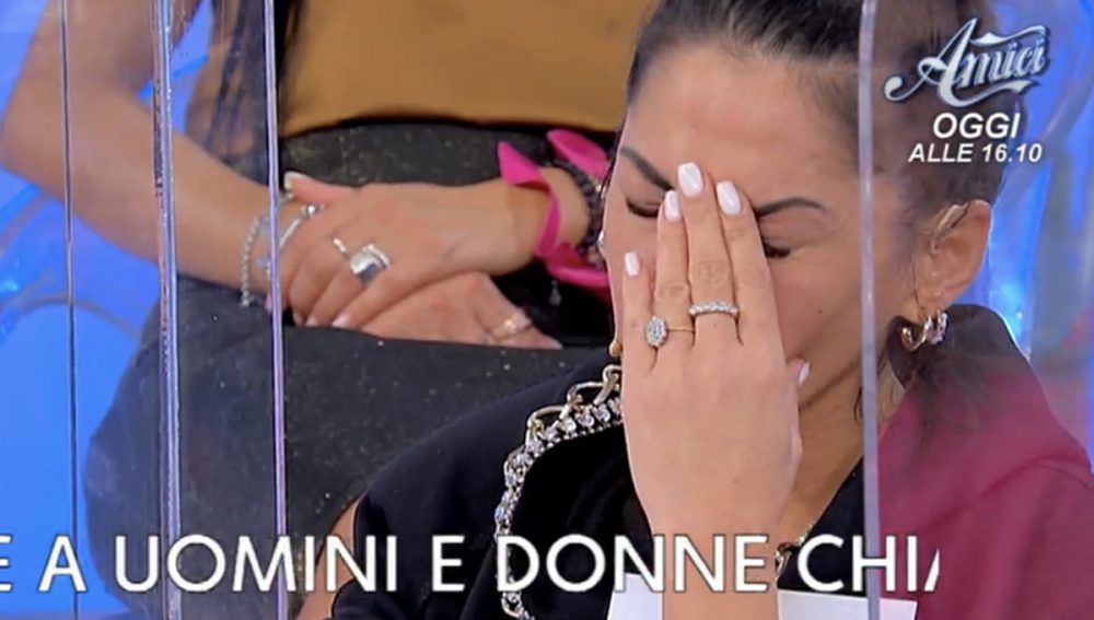Uomini e Donne, colpo basso per Ida Platano: ‘rimpiazzata’ con l’ex del suo ex
