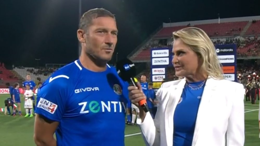Francesco Totti svela a Simona Ventura dov’era questa estate