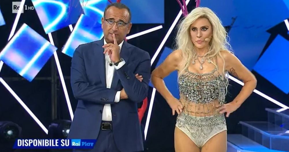 Tale e Quale Show, Alessandra Mussolini si rifiuta di esibirsi: “Non mi va”
