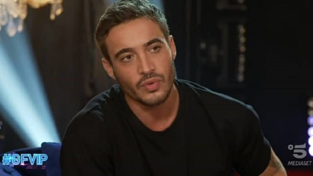 Gf Vip, Antonino esce allo scoperto su Giaele: “Quando usciremo di qui…”