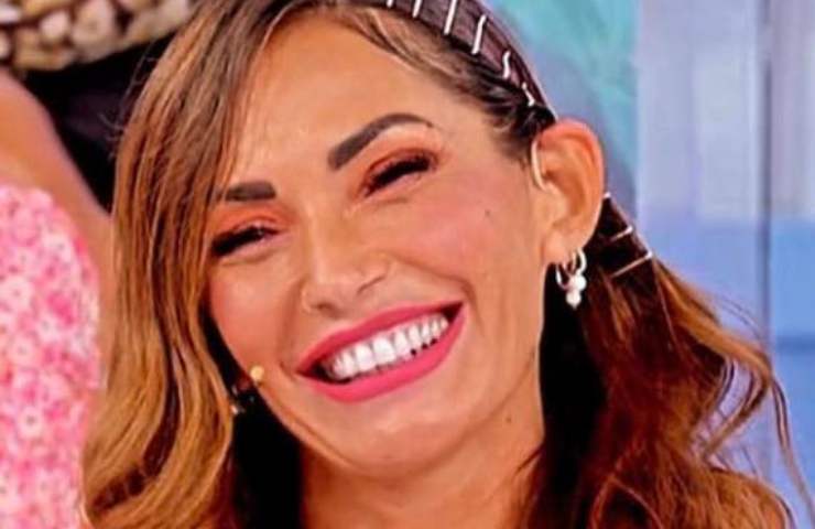 Galleria foto 'Uomini e Donne, colpo di scena: torna in studio l’ex di Ida Platano' - foto 1