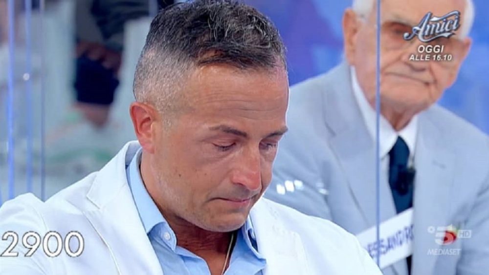 Uomini e Donne, nuovi retroscena sull’addio di Riccardo Guarnieri