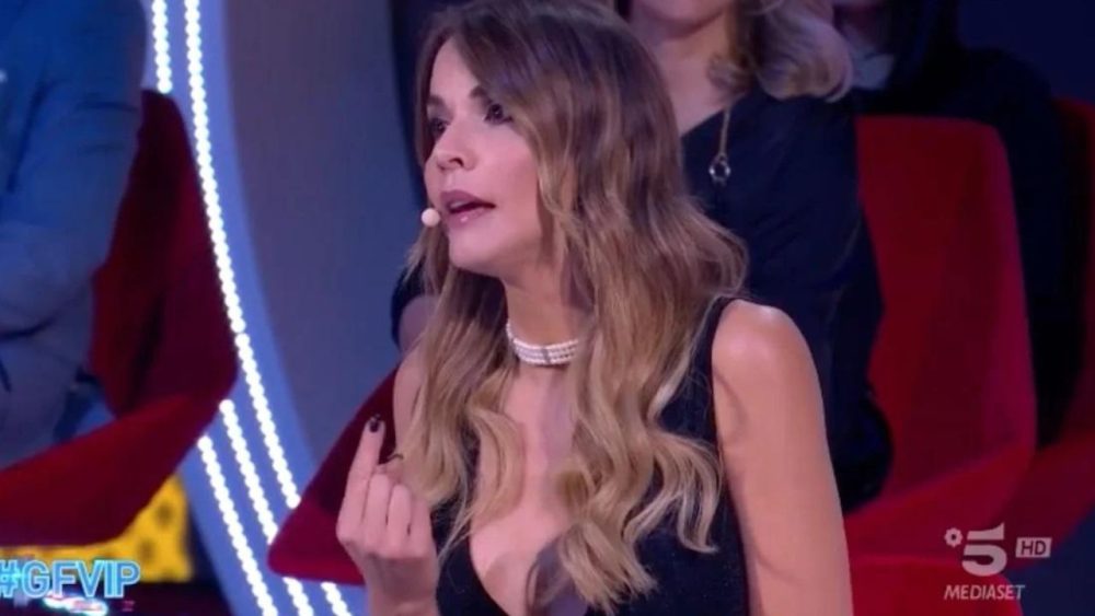Gf Vip, Sara Manfuso rompe il silenzio dopo la lite furiosa con Alfonso Signorini
