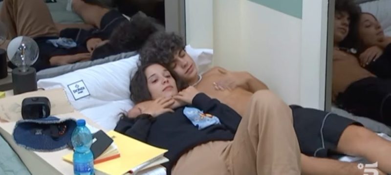 Galleria foto 'Amici, Niveo e Rita stanno insieme? Ecco cosa sta succedendo' - foto 1