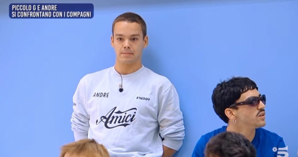 Amici, Andre parla male di un compagno e finisce in sfida: La polemica