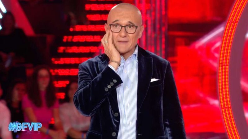 Galleria foto '“Il Gf Vip li sta cercando solo…”: scoppia la ‘bomba’ su Signorini' - foto 1