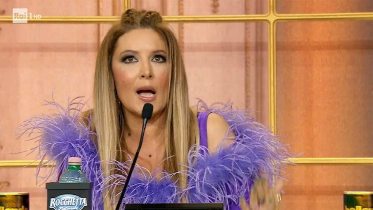 Ballando con le stelle, Mariotto nero contro Selvaggia: “E’ una scimmia”