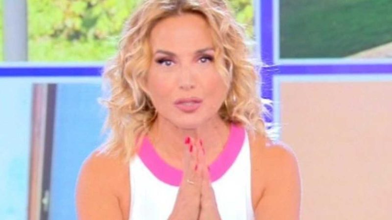 Barbara D’Urso, scandalo a Pomeriggio 5? Situazione a luci rosse nel backstage