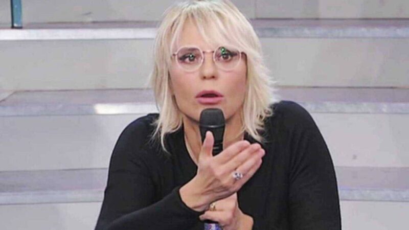 Galleria foto 'Uomini e Donne, Maria De Filippi scioccata: Riccardo l’ha fatto per davvero' - foto 1