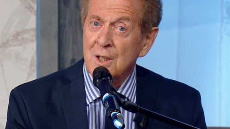 Pomeriggio 5, caso Memo Remigi: “Sono distrutto, ho bisogno di cure”