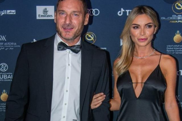 Noemi Bocchi, la compagna di Totti reagisce alle accuse dell’ex marito: “Grazie per…”