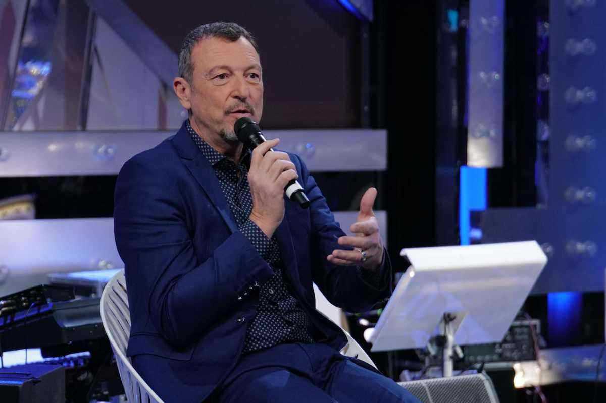 Sanremo 2023, salgono a bordo due super ospiti: l’annuncio di Amadeus