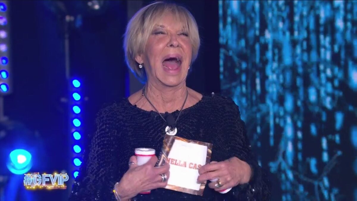Galleria foto 'GF VIP 7, Wilma Goich, giallo sul biglietto di ritorno: “Me l’hanno dato loro”' - foto 1