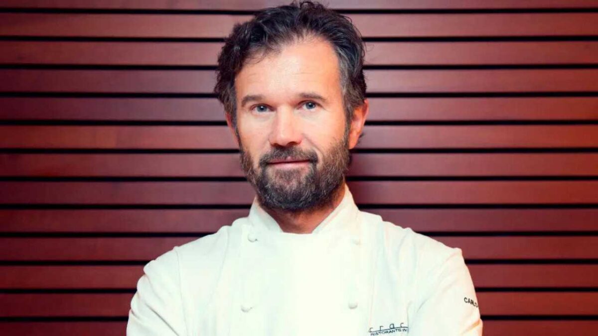 Galleria foto 'Masterchef Italia, grande preoccupazione per Carlo Cracco: i fan in pensiero' - foto 1