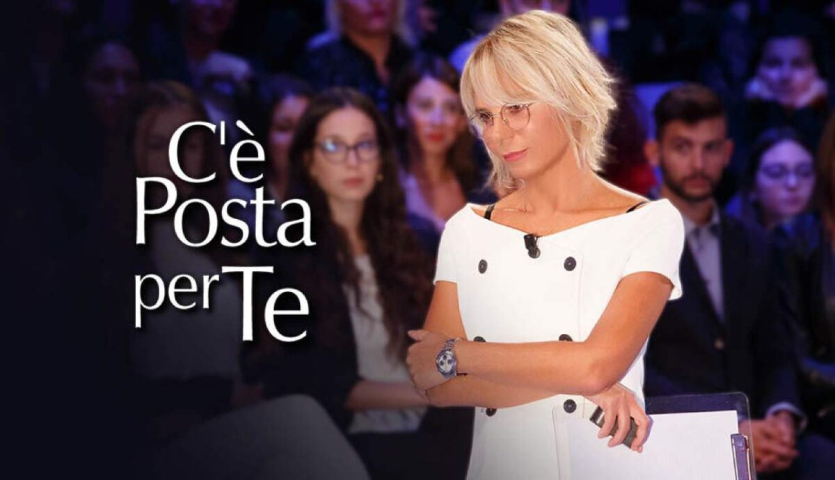 Galleria foto 'C’è Posta per Te, chi è la stella di Hollywood che sarà ospite stasera 28 Gennaio?' - foto 1