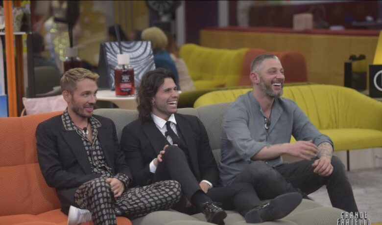 GF VIP 7, famosa ex Vippona ‘pazza’ di un concorrente, le urla fuori dalla Casa