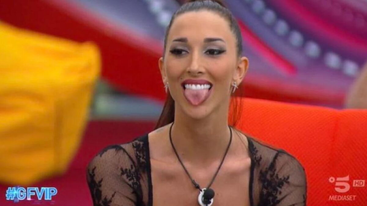 Gf Vip, Antonino rientra in Casa: Giaele lo fa per lui