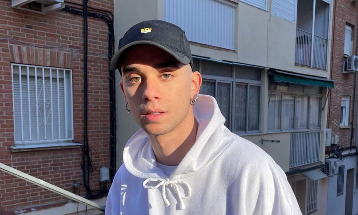 Galleria foto 'Un Altro Domani, ecco com’è Erik Noguera nella vita reale' - foto 3