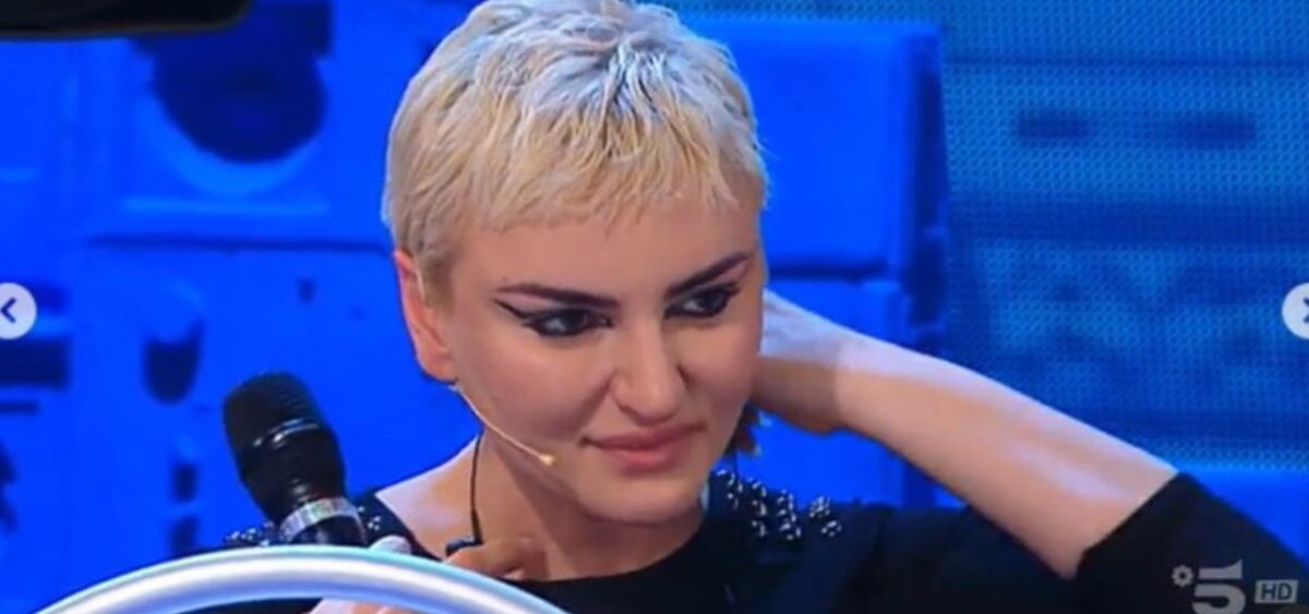 Amici, Arisa in lacrime: scartata da Sanremo per due anni