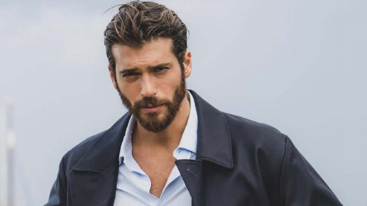 Can Yaman, Ilary Blasi scatenata: vuole il divo turco a tutti i costi