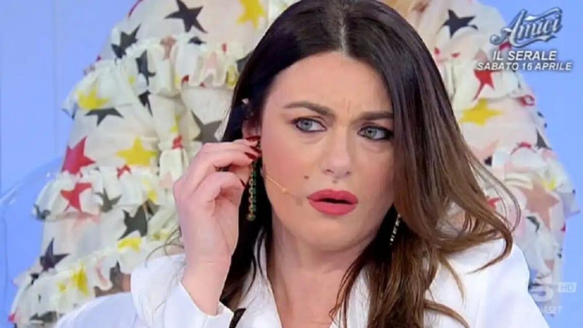 Uomini e Donne, Gloria Nicoletti vuota il sacco su Ida e Riccardo