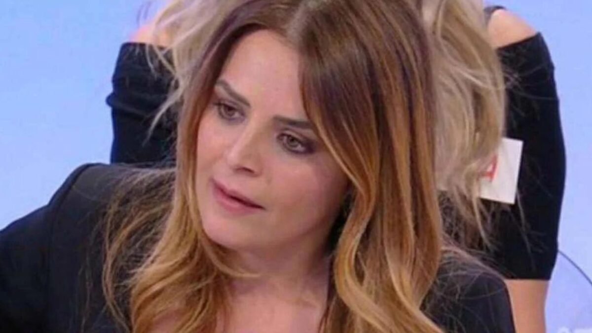 Uomini e Donne, colpo basso per Roberta: ‘due di picche’ da un 30enne