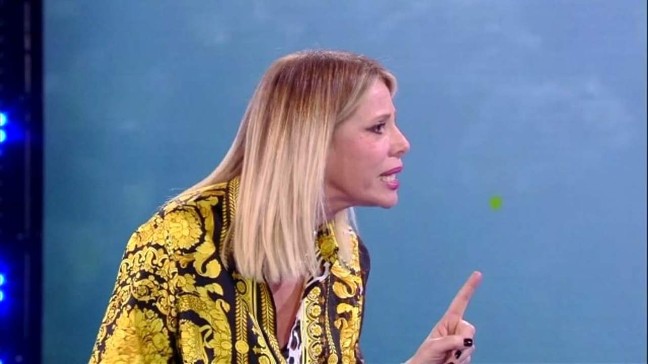 Alessia Marcuzzi nel mirino: stoccata pesante da una super famosa