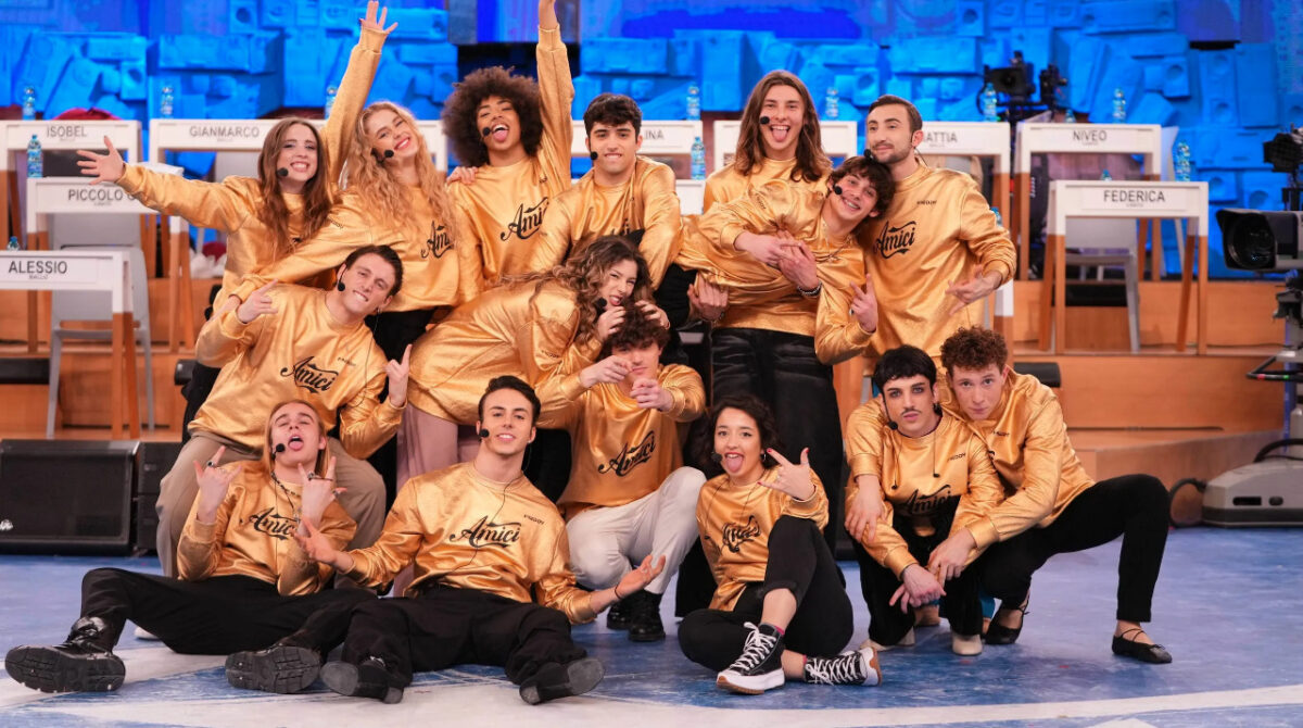 Amici, Anticipazioni semifinale 6 maggio: chi sono i finalisti?