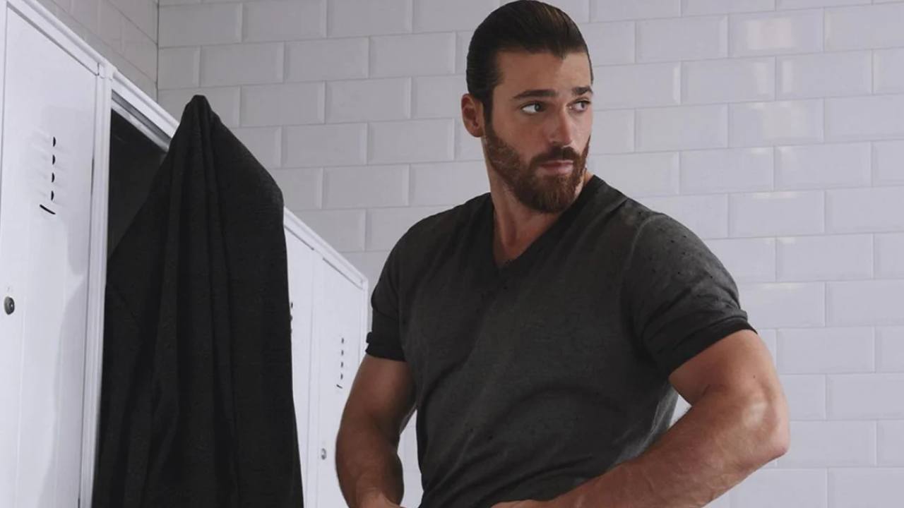 Can Yaman, fuori dal cast dell’Isola dei Famosi? Da chi è sostituito