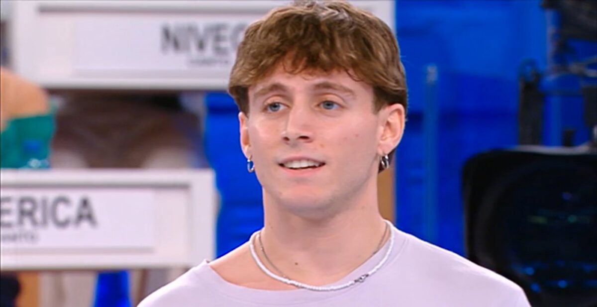 Amici, Alessio Cavaliere lo ammette: la detesta!