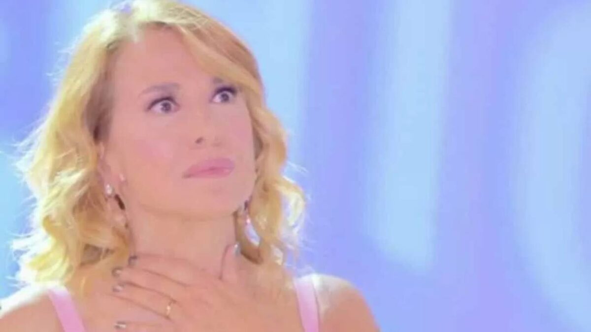 Galleria foto 'Barbara D’Urso, il figlio della Lollobrigida sconvolge lo studio' - foto 1