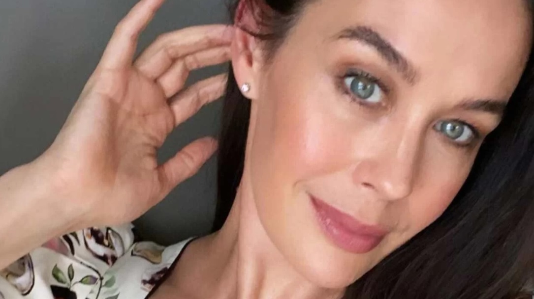 Megan Gale, confessione choc: “La scena di nudo nel film di Vanzina? Mi ingannarono”