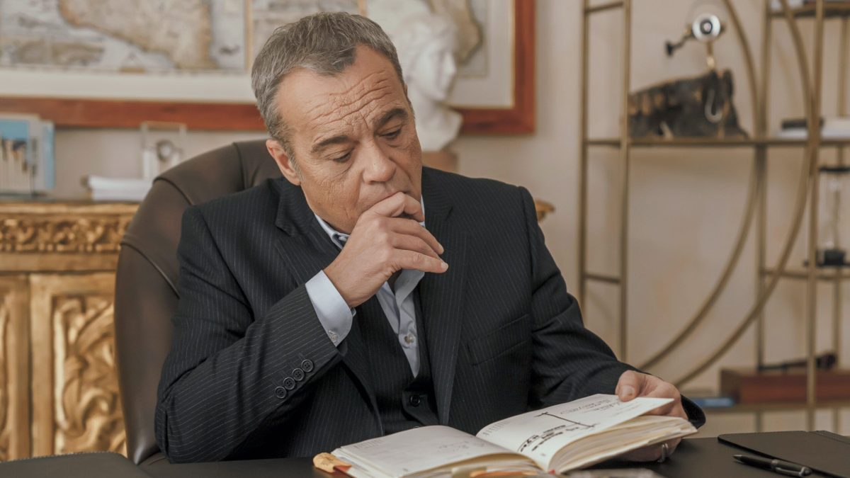 Il Patriarca, venerdì 5 maggio su Canale 5, anticipazioni quarta puntata con Claudio Amendola