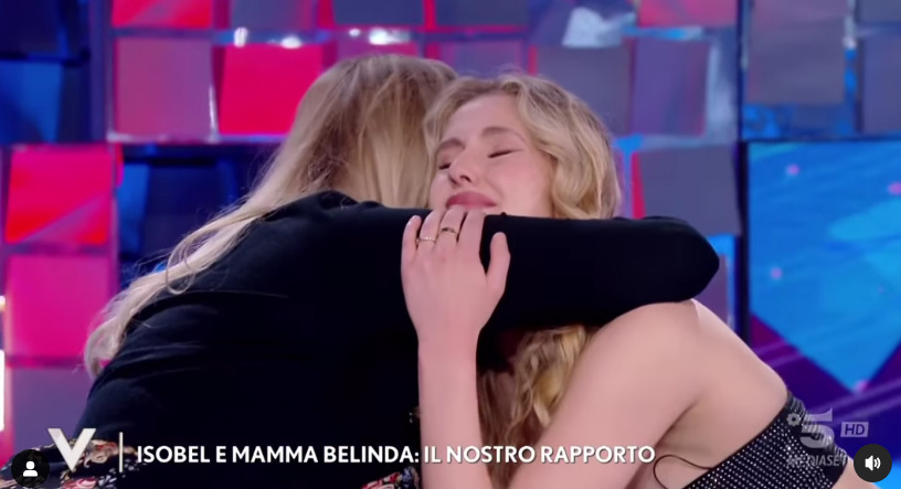 Amici, madre di Isobel straziata dal dolore &quot;Dopo due dolorose perdite
