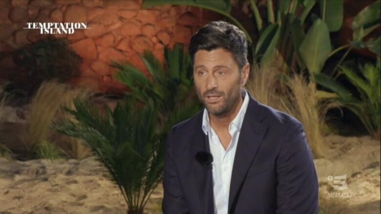Temptation Island, scontro tra due ex fidanzati dell’ultima edizione: “Ancora parli di me!”