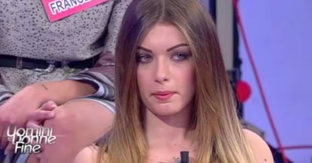 Galleria foto 'Temptation Island, la tentatrice di Giuseppe irriconoscibile a Uomini e Donne' - foto 1