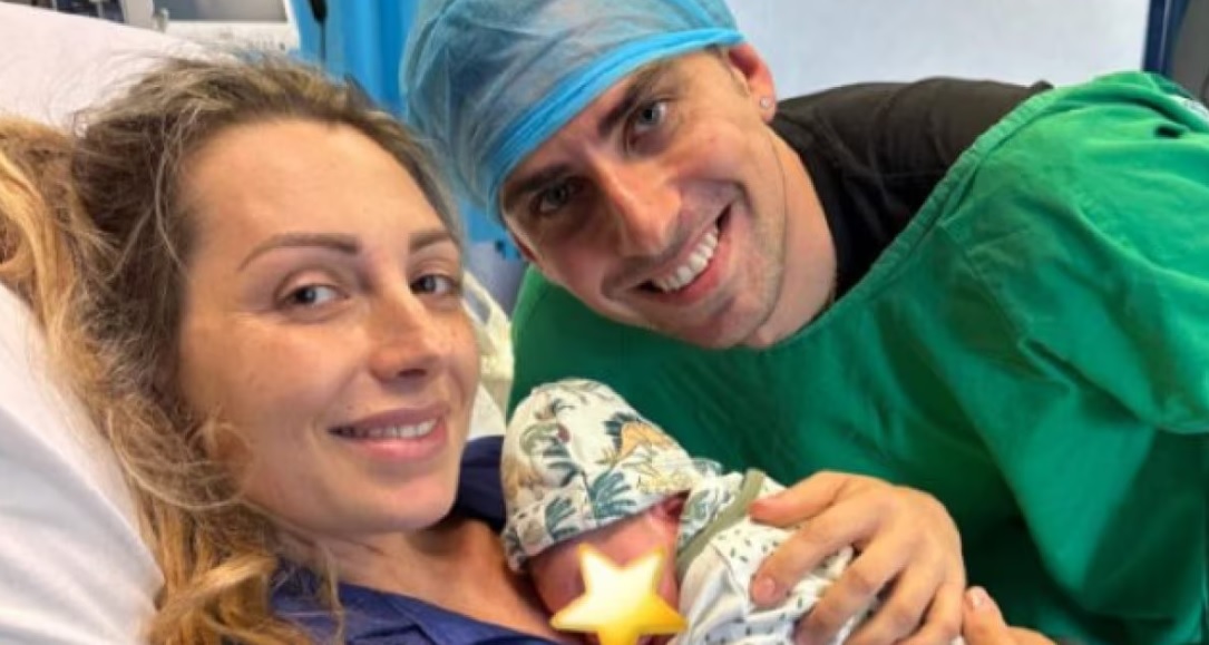 Galleria foto 'Temptation Island, noto ex protagonista diventa papà: “Comincia una nuova vita”' - foto 1