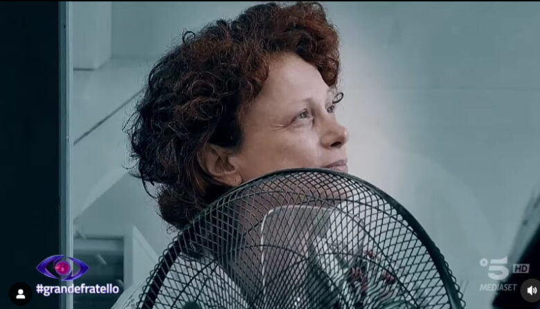 Grande Fratello, Beatrice Luzzi scoppia a piangere: l’amaro sfogo nel tugurio