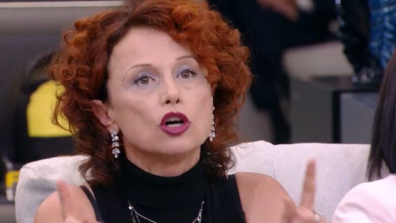 Grande Fratello, Beatrice Luzzi furiosa replica ai rumors su un presunto flirt con Vittorio Menozzi