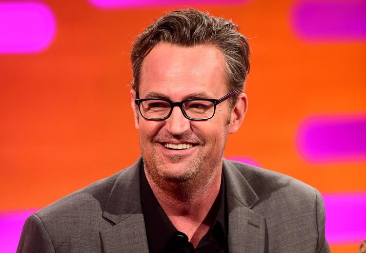 Matthew Perry è morto: le reazioni di Hollywood e delle star di Friends: “Siamo devastati”