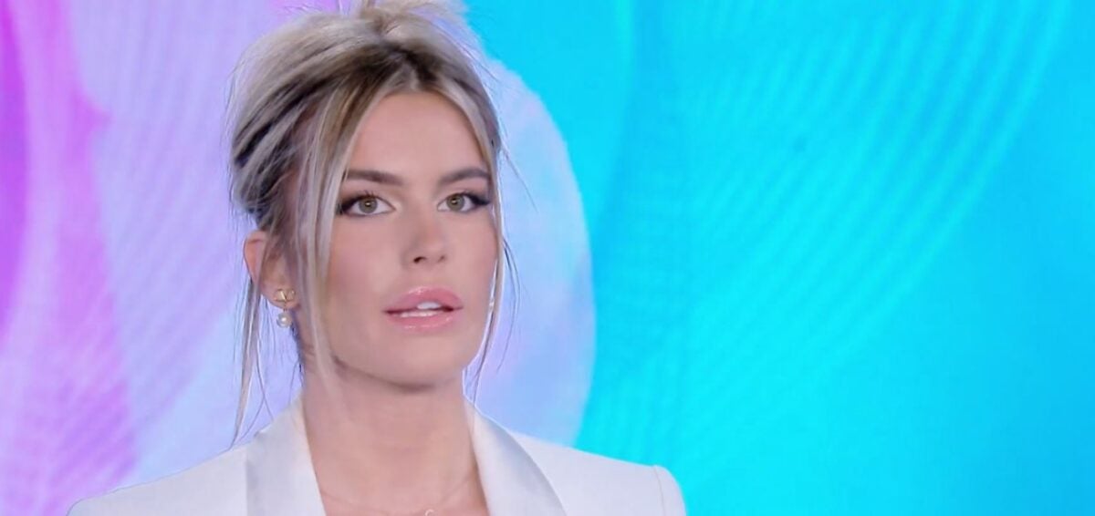 Uomini e Donne, Sophie Codegoni choc: “Mi ha tirato uno schiaffo!”