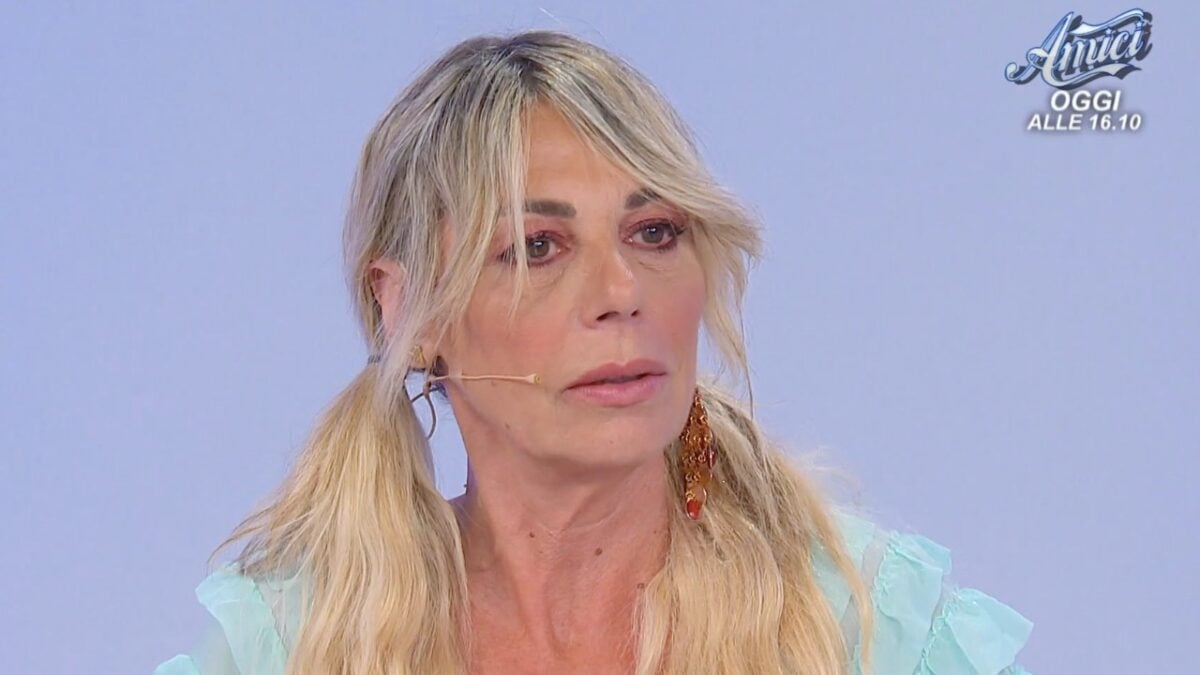 Uomini e Donne, Aurora Tropea delusa da Marco Attanasio? “Tra noi baci ma…”