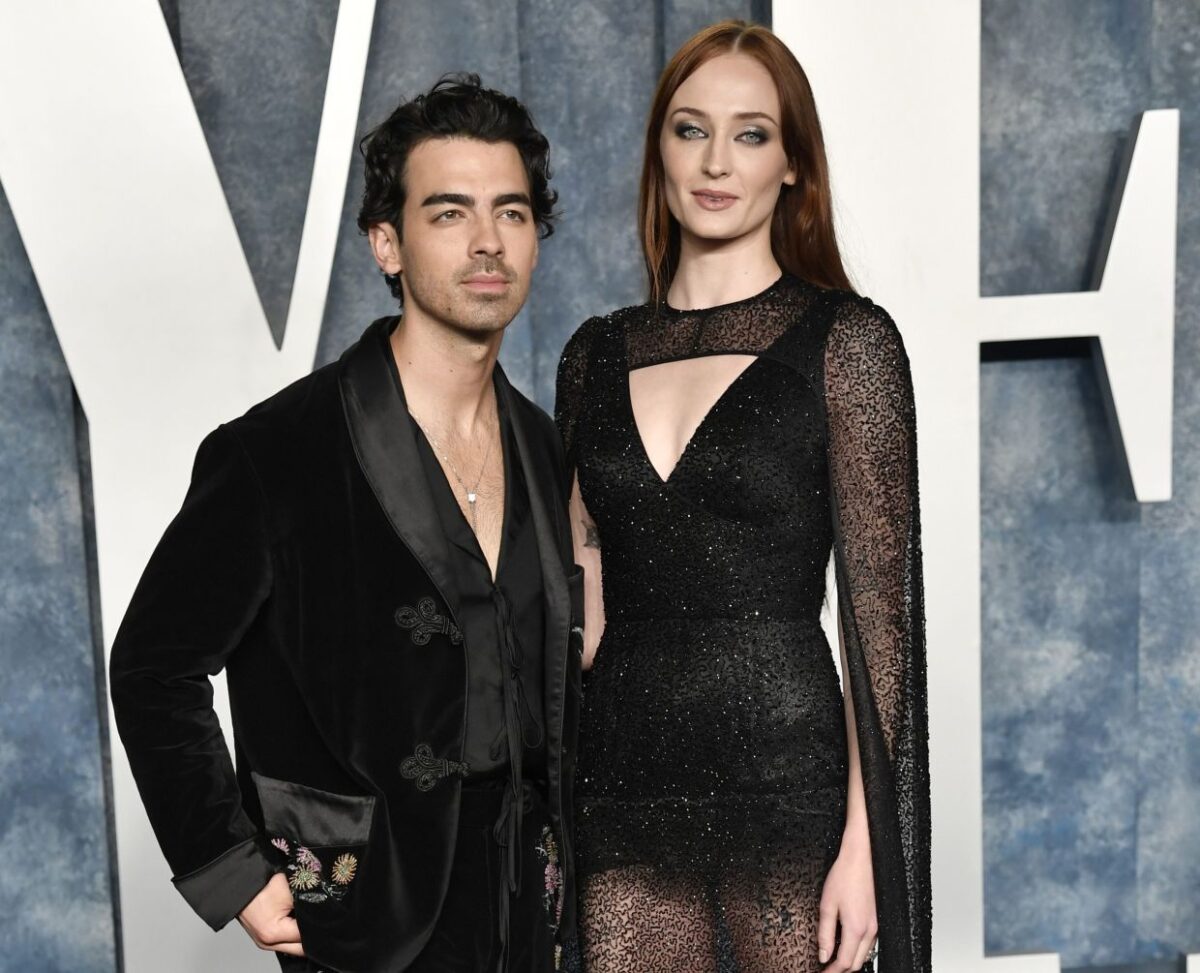 Sophie Turner, nuovo amore dopo l’addio a Joe Jonas: il bacio è virale